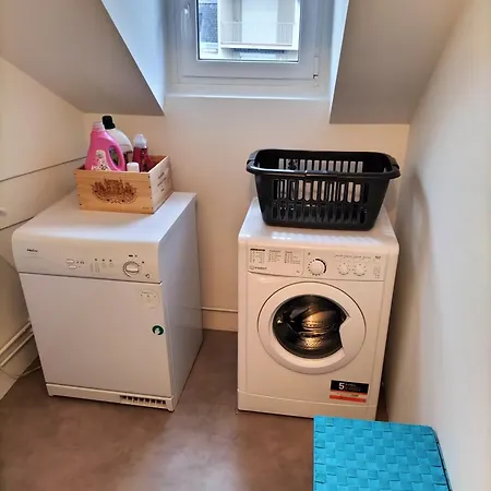 Dans Loft Partage, Cosy Et Spacieux! Homestay szállás *