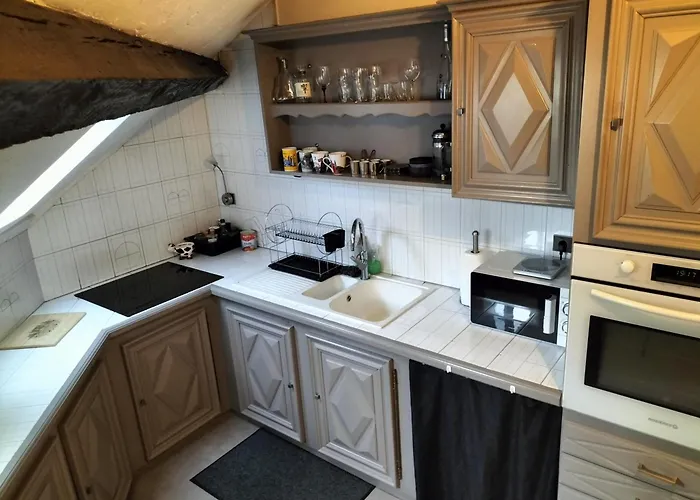 Dans Loft Partage, Cosy Et Spacieux! * טרבה